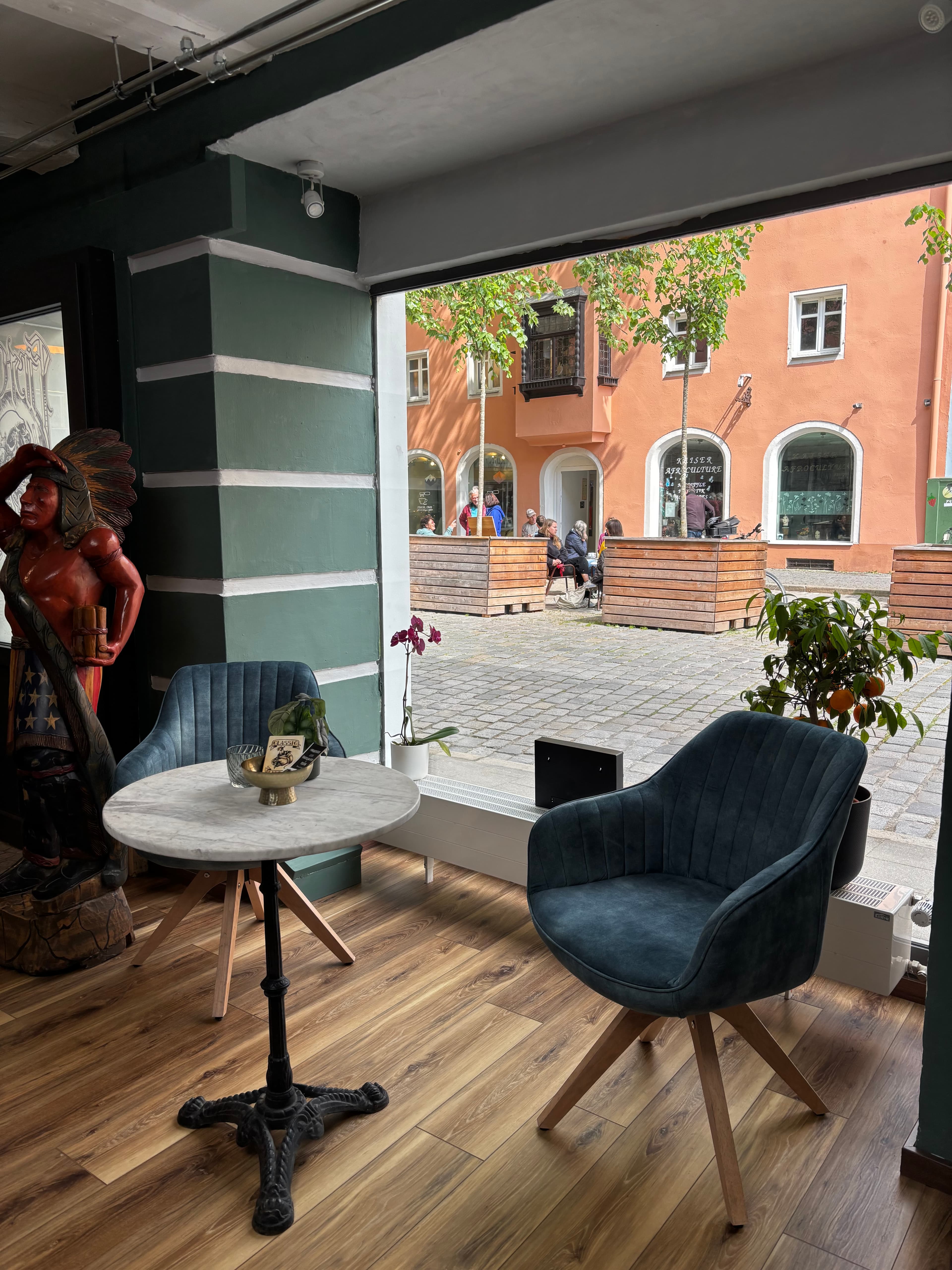 Tattoo Studio Header Bild